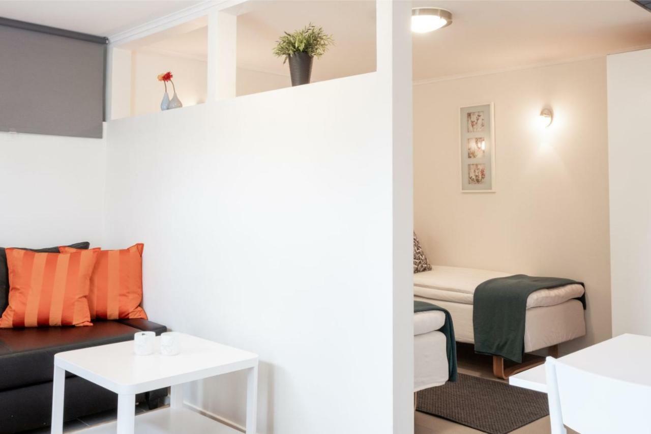 Ettsmart Hotell Sollentuna Exterior foto